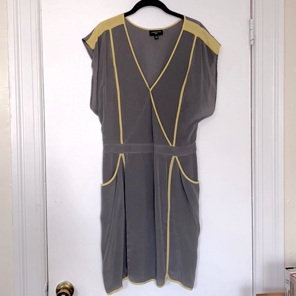 WAREHOUSE 100% Silk Dress - Grey/Yellow - Size 8